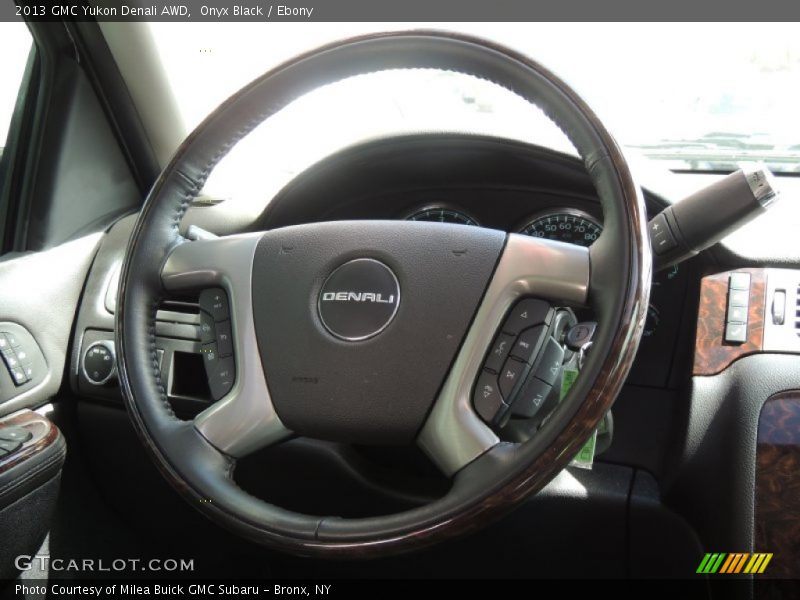 Onyx Black / Ebony 2013 GMC Yukon Denali AWD
