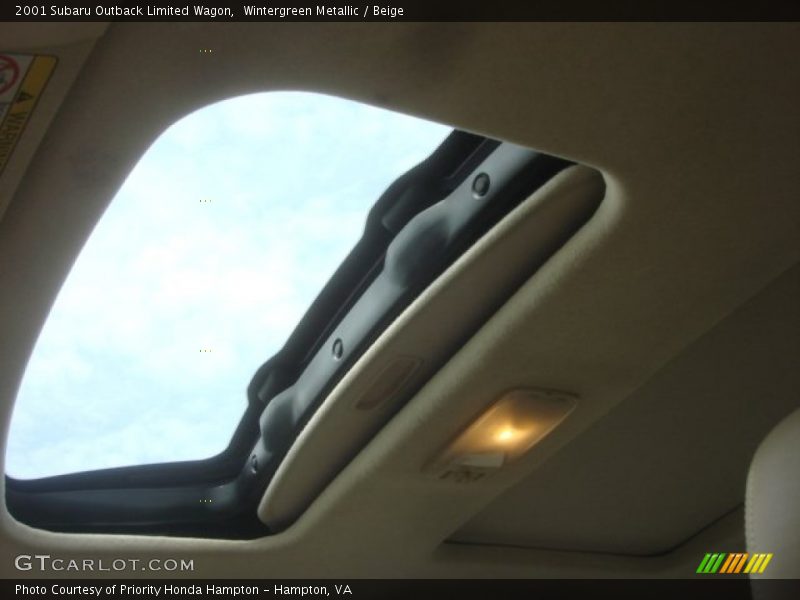 Wintergreen Metallic / Beige 2001 Subaru Outback Limited Wagon