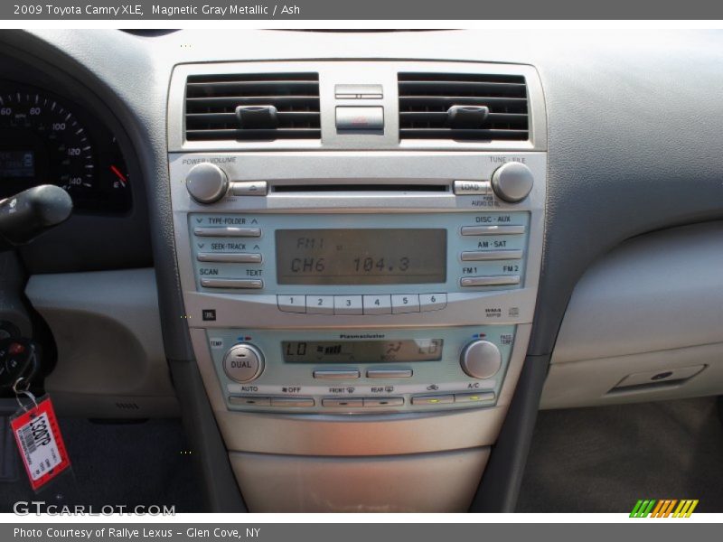 Magnetic Gray Metallic / Ash 2009 Toyota Camry XLE