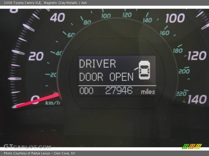Magnetic Gray Metallic / Ash 2009 Toyota Camry XLE