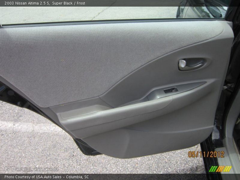 Super Black / Frost 2003 Nissan Altima 2.5 S
