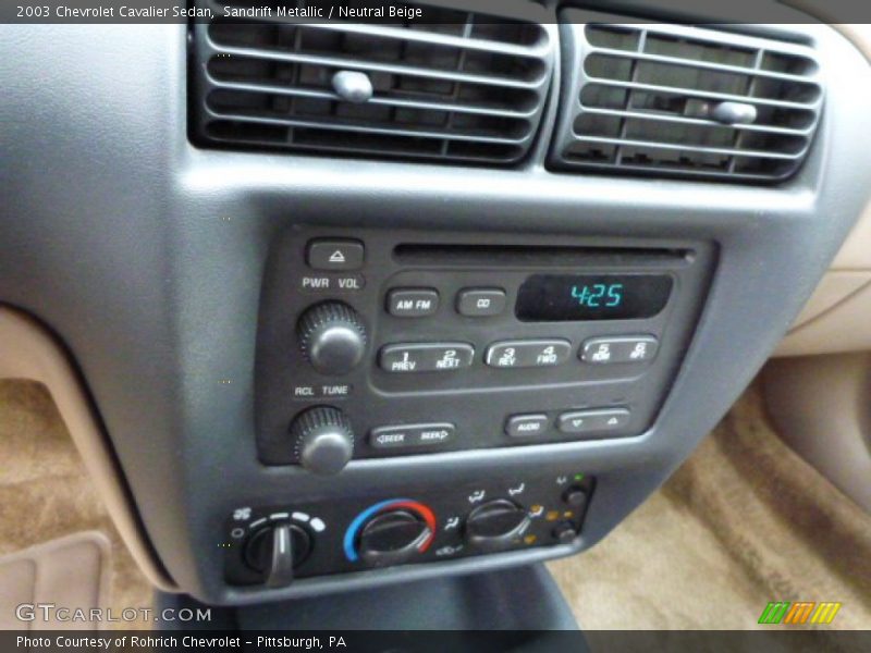 Sandrift Metallic / Neutral Beige 2003 Chevrolet Cavalier Sedan