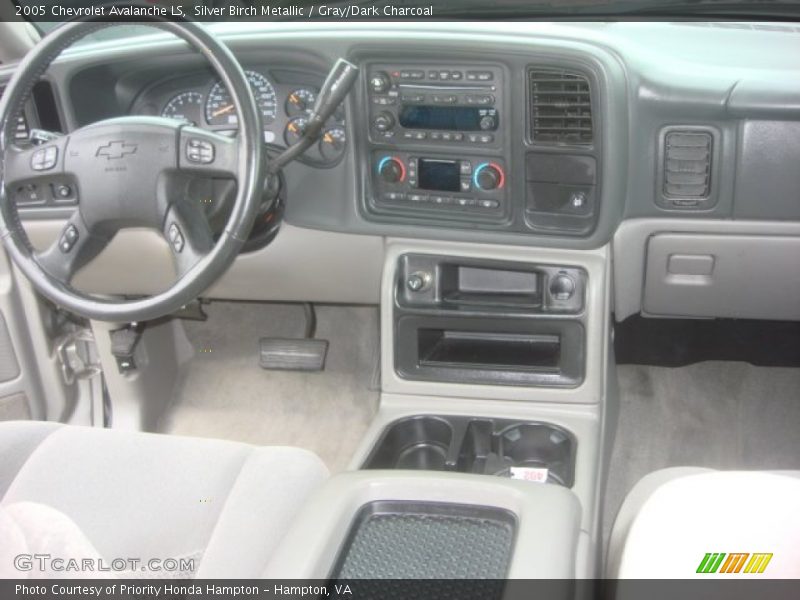 Silver Birch Metallic / Gray/Dark Charcoal 2005 Chevrolet Avalanche LS