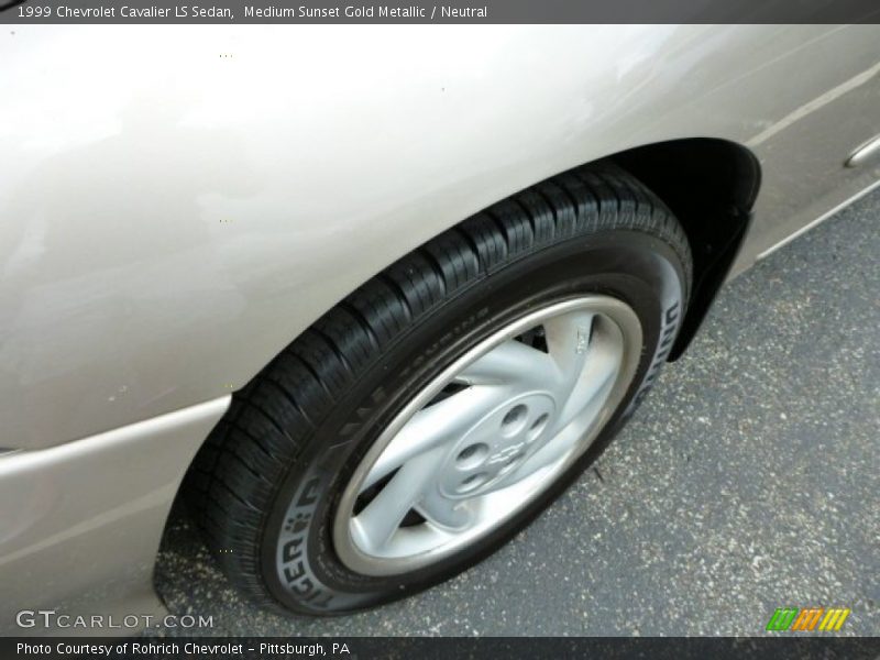Medium Sunset Gold Metallic / Neutral 1999 Chevrolet Cavalier LS Sedan