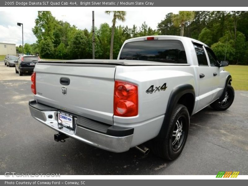 Bright Silver Metallic / Medium Slate Gray 2005 Dodge Dakota SLT Quad Cab 4x4