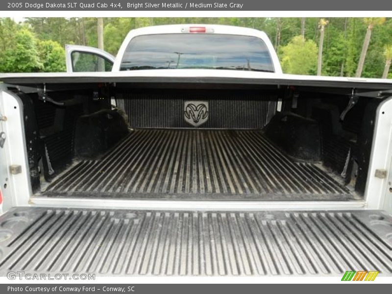 Bright Silver Metallic / Medium Slate Gray 2005 Dodge Dakota SLT Quad Cab 4x4