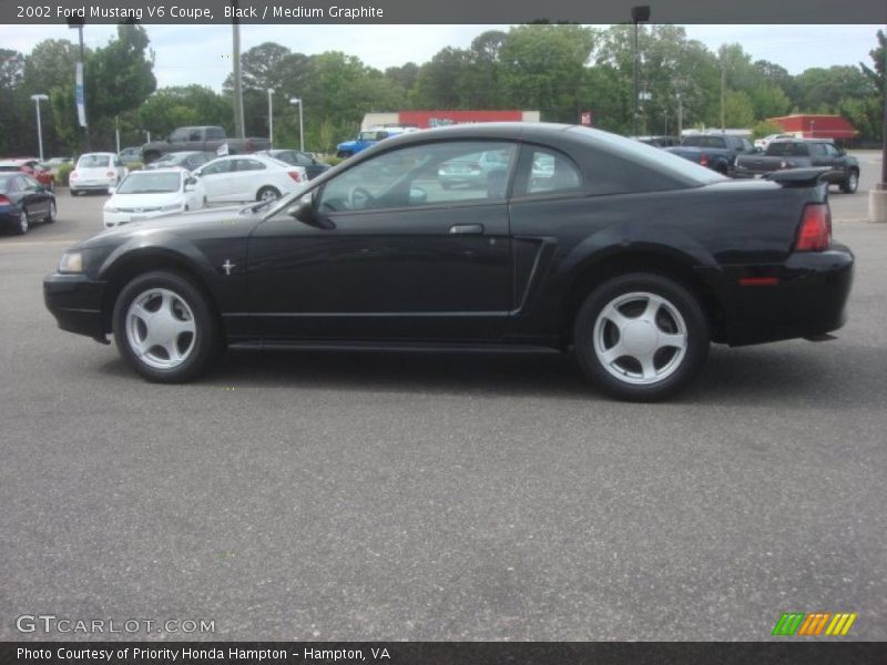 Black / Medium Graphite 2002 Ford Mustang V6 Coupe