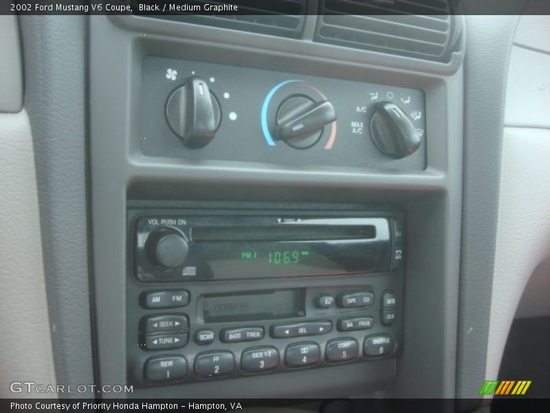 Controls of 2002 Mustang V6 Coupe