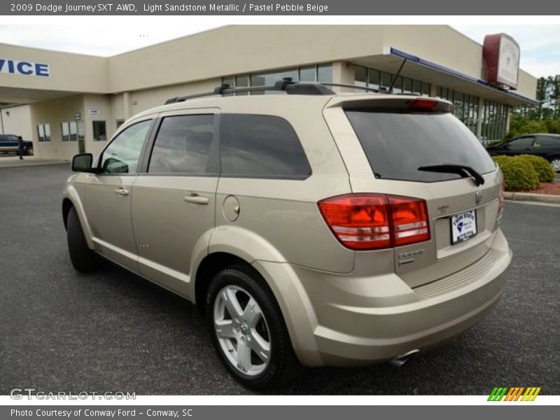 Light Sandstone Metallic / Pastel Pebble Beige 2009 Dodge Journey SXT AWD