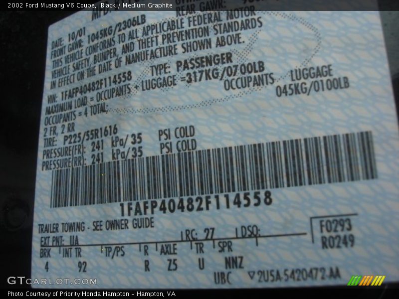 Black / Medium Graphite 2002 Ford Mustang V6 Coupe