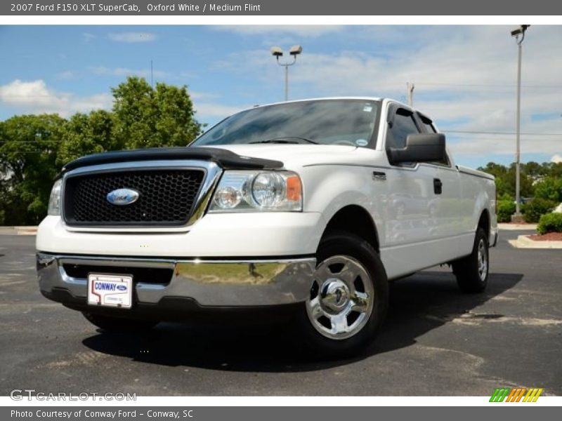 Oxford White / Medium Flint 2007 Ford F150 XLT SuperCab