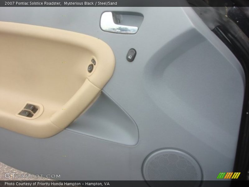 Mysterious Black / Steel/Sand 2007 Pontiac Solstice Roadster
