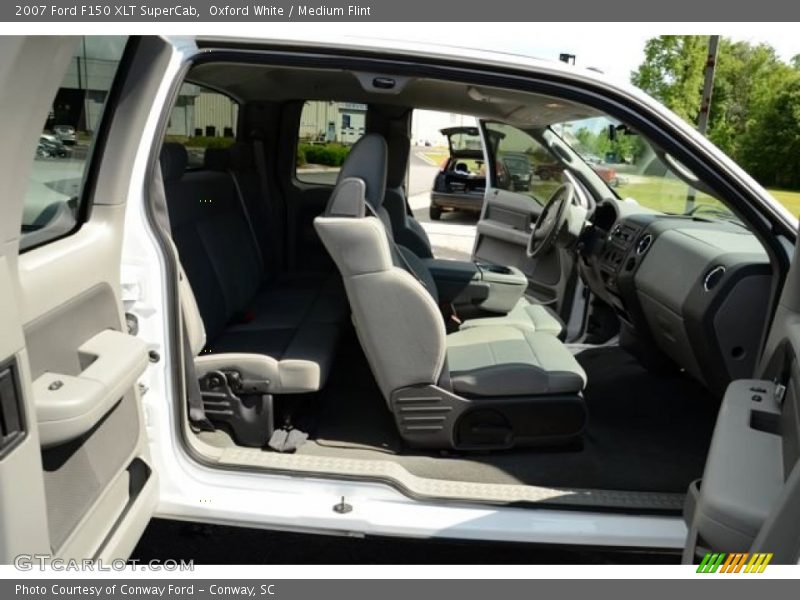 Oxford White / Medium Flint 2007 Ford F150 XLT SuperCab