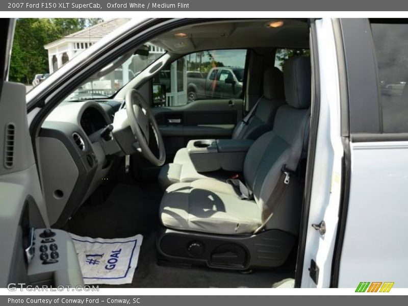 Oxford White / Medium Flint 2007 Ford F150 XLT SuperCab
