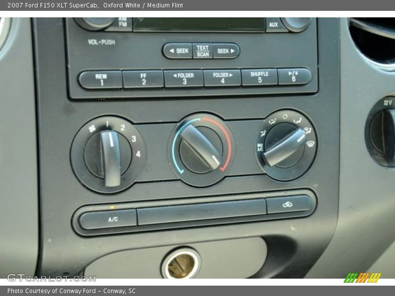 Oxford White / Medium Flint 2007 Ford F150 XLT SuperCab