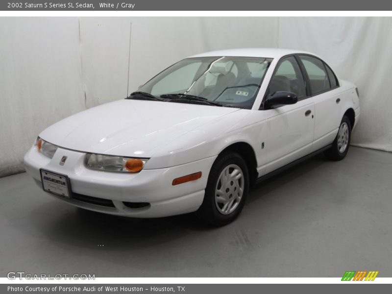 White / Gray 2002 Saturn S Series SL Sedan