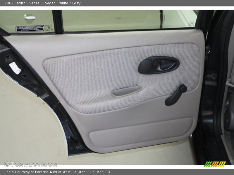 White / Gray 2002 Saturn S Series SL Sedan
