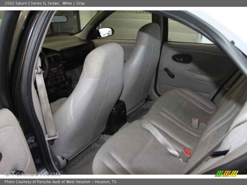 White / Gray 2002 Saturn S Series SL Sedan