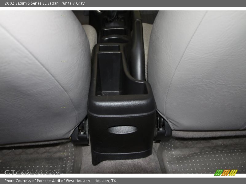 White / Gray 2002 Saturn S Series SL Sedan