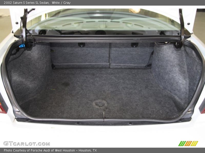 White / Gray 2002 Saturn S Series SL Sedan