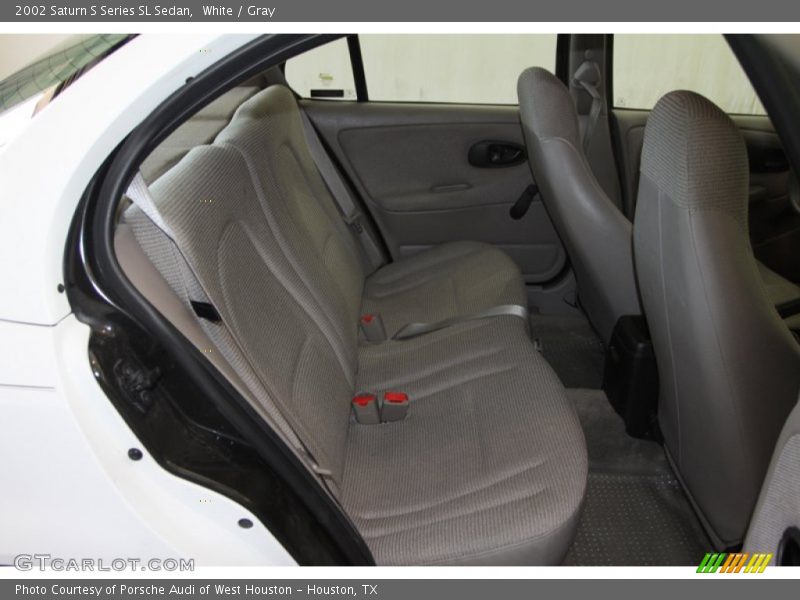 White / Gray 2002 Saturn S Series SL Sedan