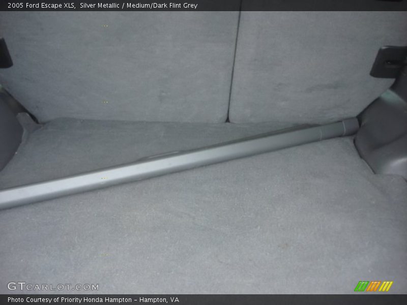 Silver Metallic / Medium/Dark Flint Grey 2005 Ford Escape XLS