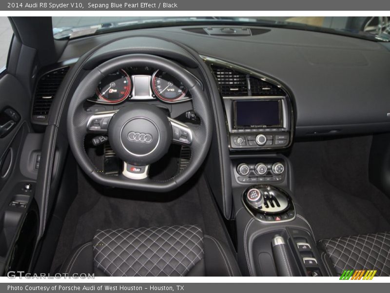 Dashboard of 2014 R8 Spyder V10