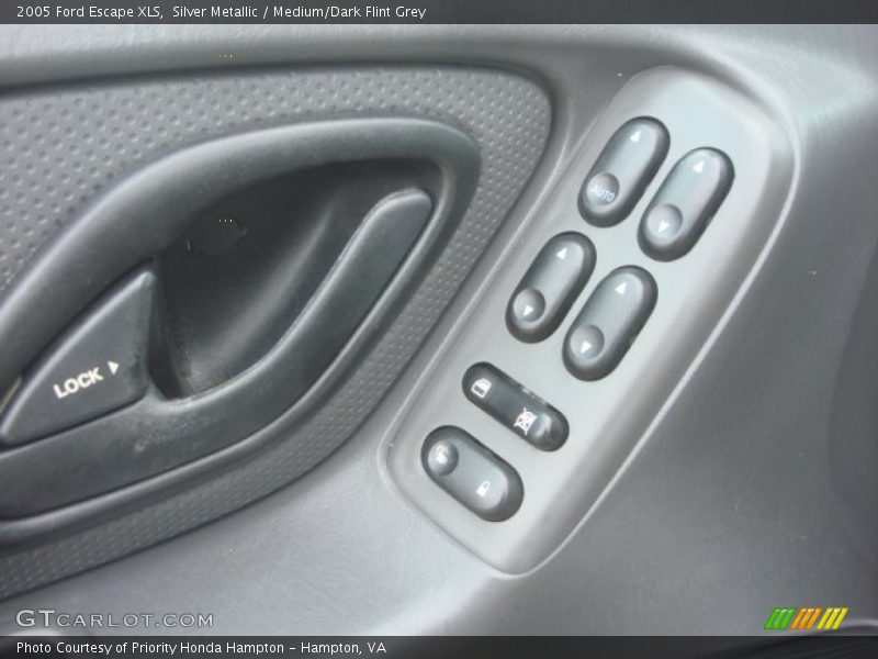 Silver Metallic / Medium/Dark Flint Grey 2005 Ford Escape XLS