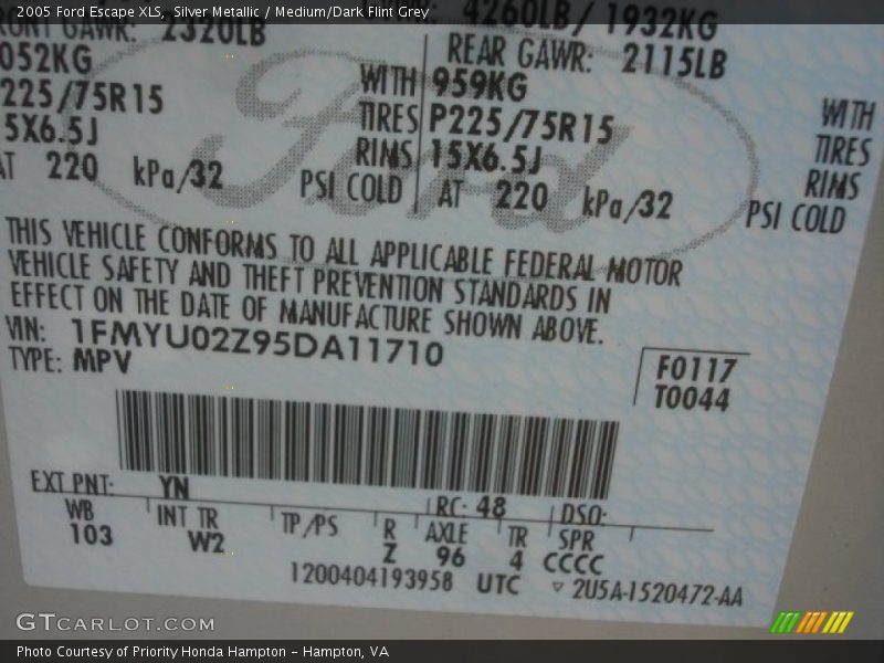 Silver Metallic / Medium/Dark Flint Grey 2005 Ford Escape XLS