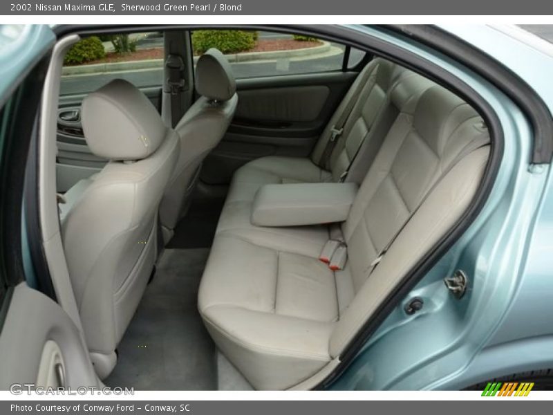 Sherwood Green Pearl / Blond 2002 Nissan Maxima GLE