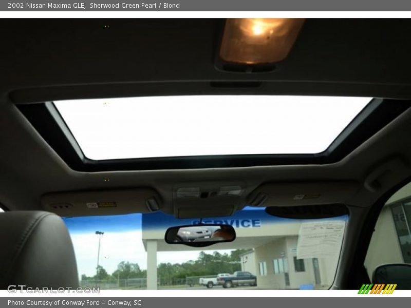 Sherwood Green Pearl / Blond 2002 Nissan Maxima GLE