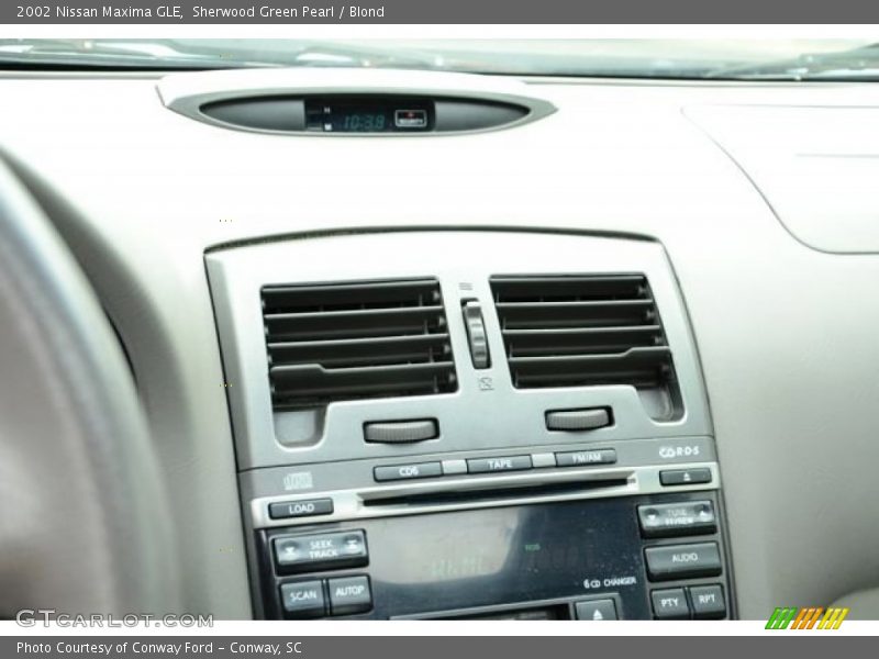 Sherwood Green Pearl / Blond 2002 Nissan Maxima GLE