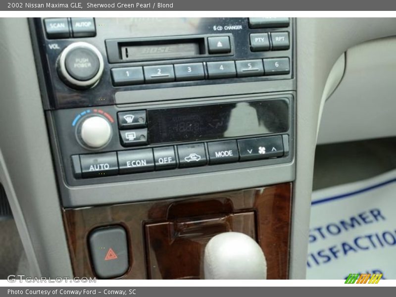 Sherwood Green Pearl / Blond 2002 Nissan Maxima GLE