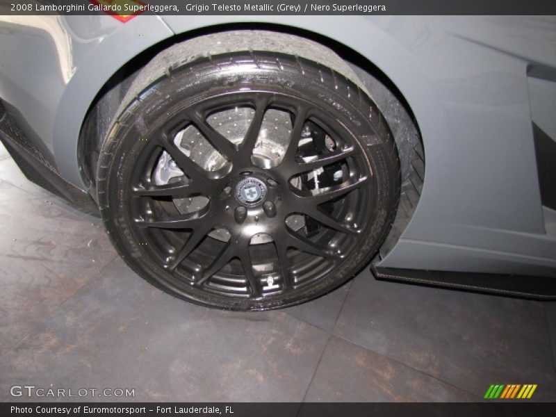 Custom Wheels of 2008 Gallardo Superleggera