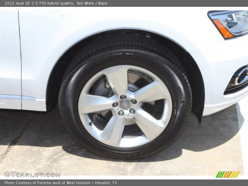 Ibis White / Black 2013 Audi Q5 2.0 TFSI hybrid quattro