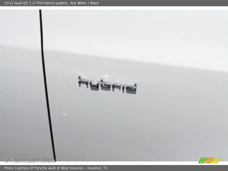Ibis White / Black 2013 Audi Q5 2.0 TFSI hybrid quattro