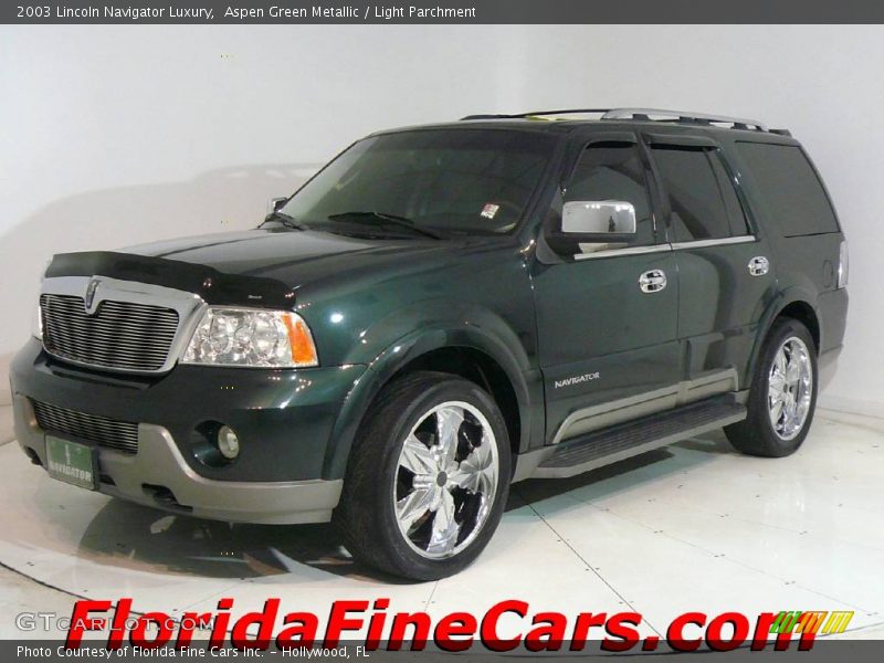 Aspen Green Metallic / Light Parchment 2003 Lincoln Navigator Luxury