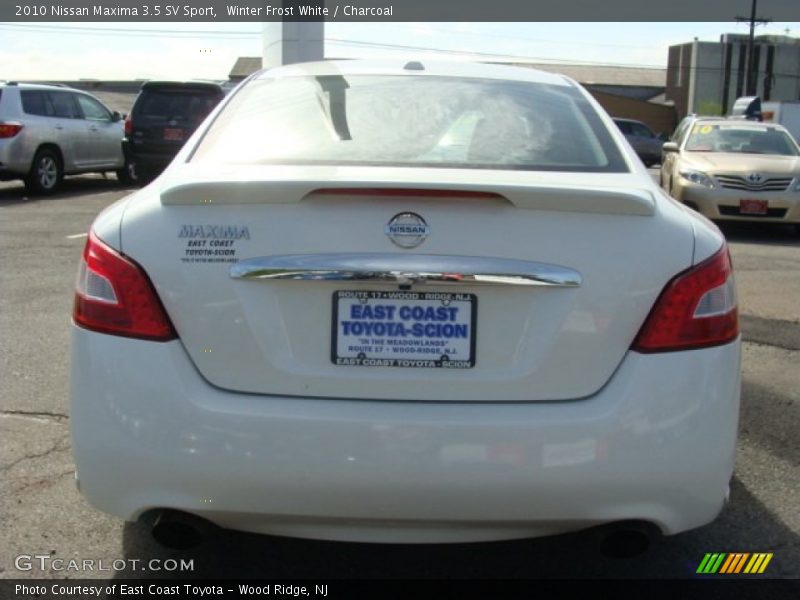 Winter Frost White / Charcoal 2010 Nissan Maxima 3.5 SV Sport