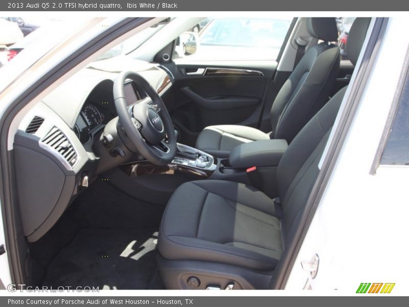 Ibis White / Black 2013 Audi Q5 2.0 TFSI hybrid quattro