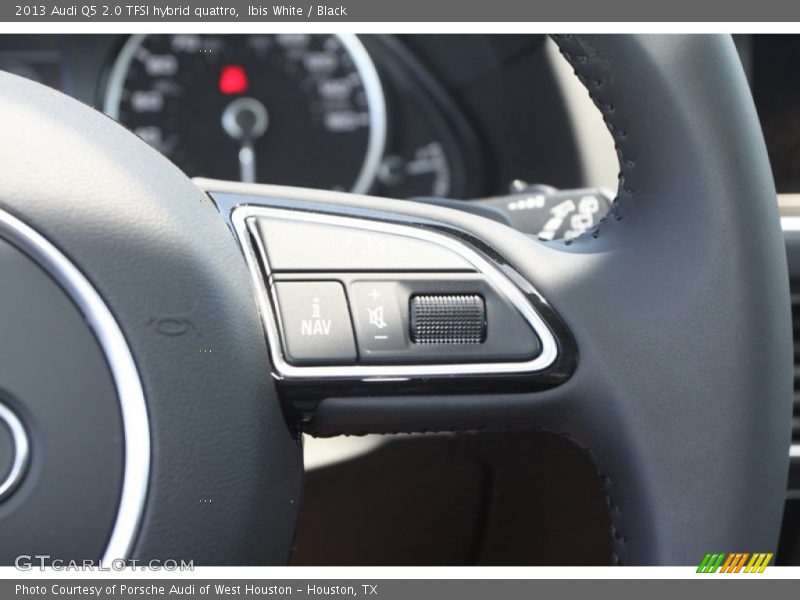 Ibis White / Black 2013 Audi Q5 2.0 TFSI hybrid quattro