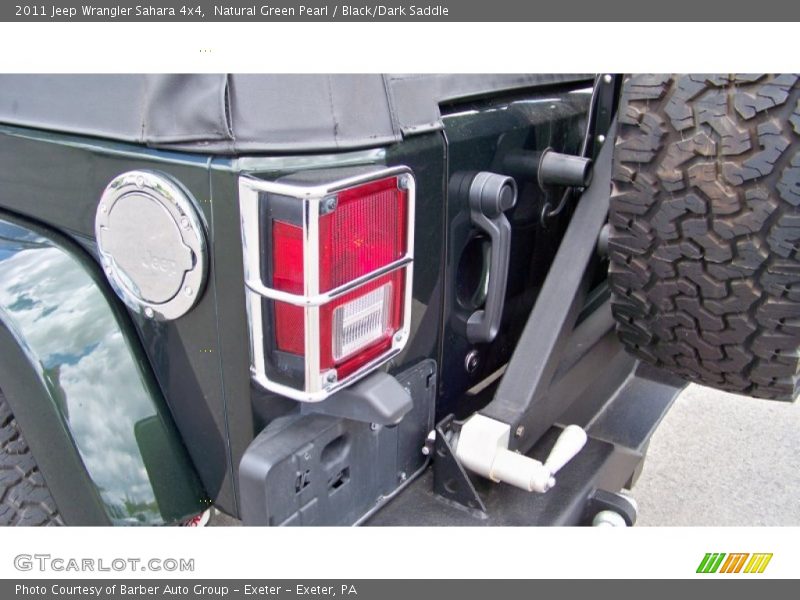 Natural Green Pearl / Black/Dark Saddle 2011 Jeep Wrangler Sahara 4x4