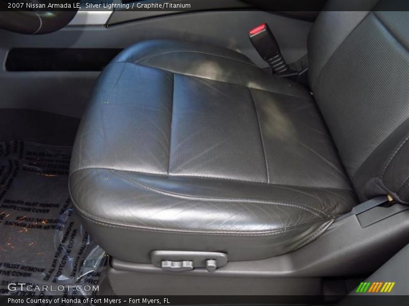 Silver Lightning / Graphite/Titanium 2007 Nissan Armada LE