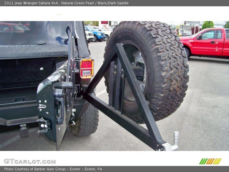 Natural Green Pearl / Black/Dark Saddle 2011 Jeep Wrangler Sahara 4x4