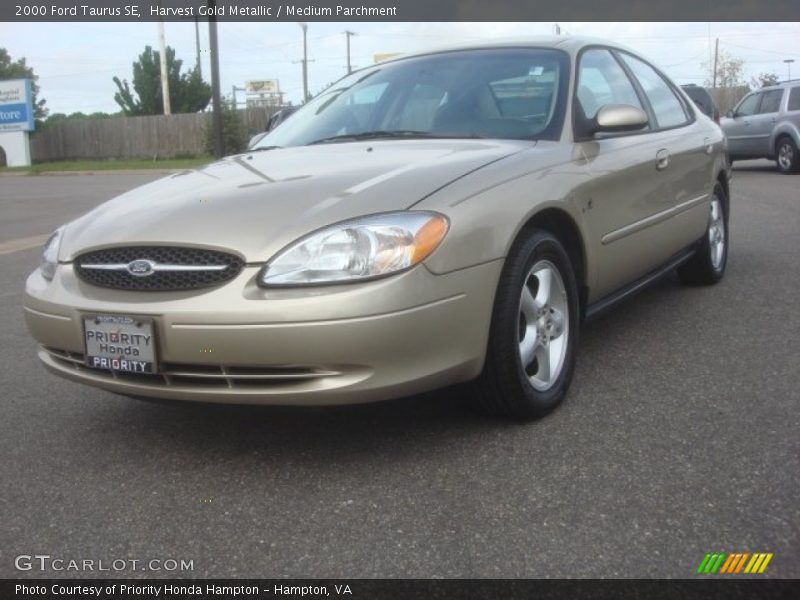 Harvest Gold Metallic / Medium Parchment 2000 Ford Taurus SE