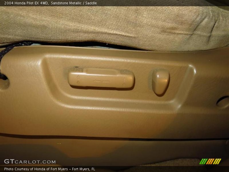 Sandstone Metallic / Saddle 2004 Honda Pilot EX 4WD