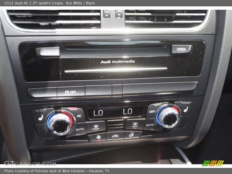 Ibis White / Black 2013 Audi A5 2.0T quattro Coupe