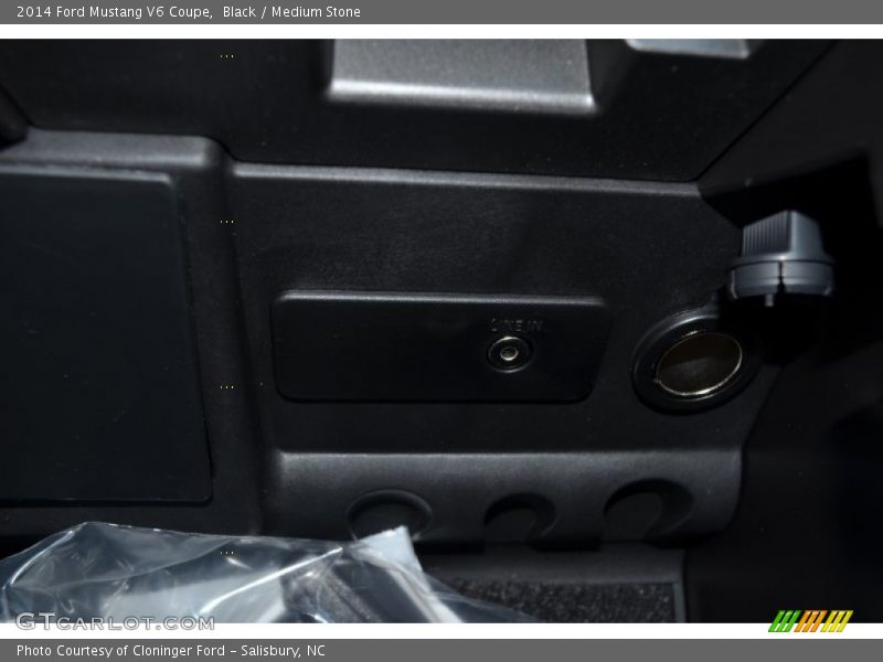 Black / Medium Stone 2014 Ford Mustang V6 Coupe
