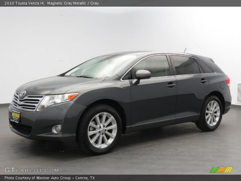 Magnetic Gray Metallic / Gray 2010 Toyota Venza I4