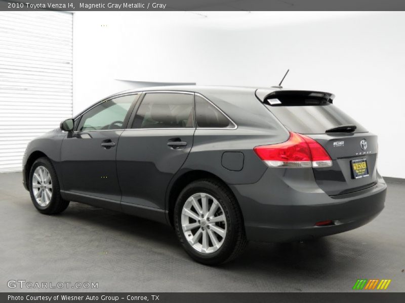 Magnetic Gray Metallic / Gray 2010 Toyota Venza I4