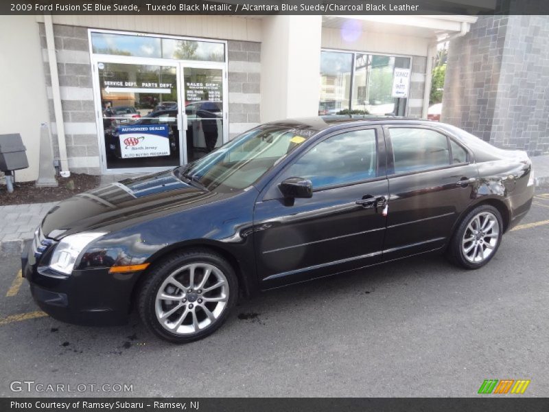 Tuxedo Black Metallic / Alcantara Blue Suede/Charcoal Black Leather 2009 Ford Fusion SE Blue Suede